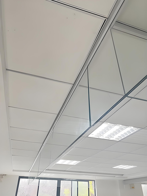 达坂城玻璃达坂城挡烟垂壁