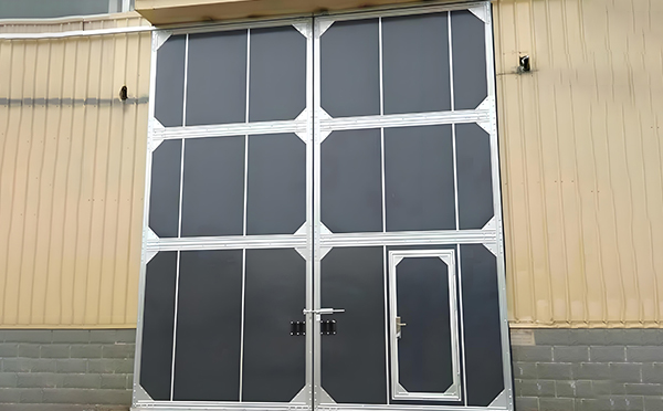 达坂城工业厂房门