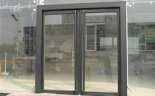 达坂城玻璃地弹门