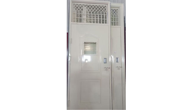 达坂城学校教室门