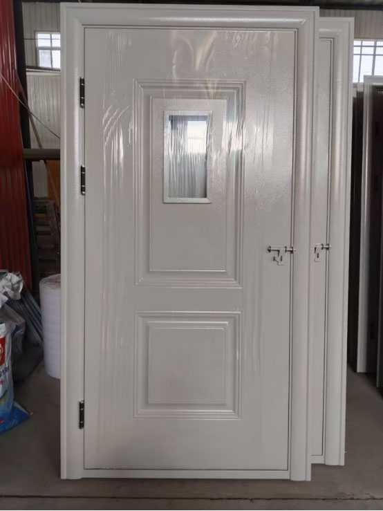 达坂城学校教室门